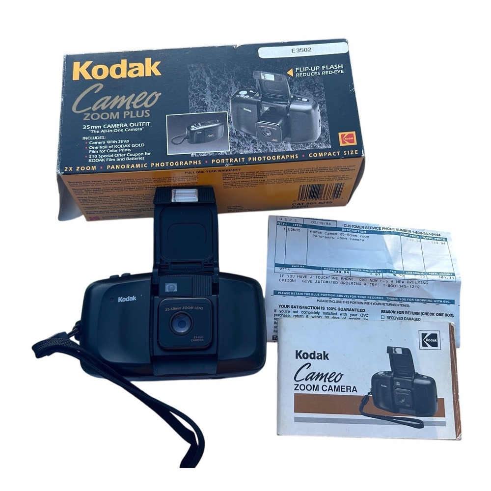 Kodak Cameo Zoom Plus vintage 90s Camera 35mm Black Panoramic Flash tested